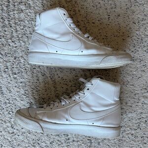 Nike Women's Blazer Mid 77 White Sneakers